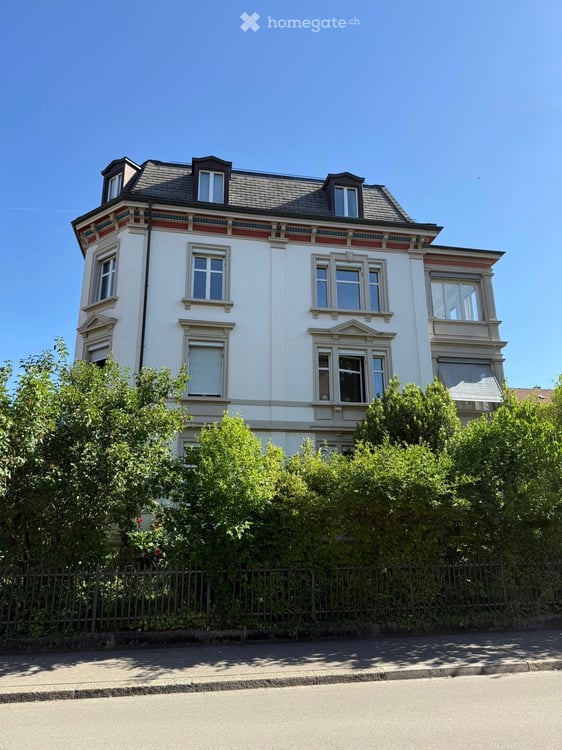 Jugendstilvilla / Charmante 4.5-Zimmer-Wohnung im beliebten Quartier Inneres Lind 3