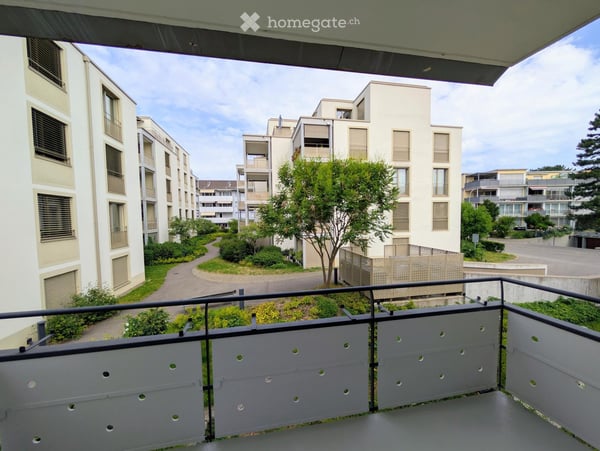 Helle 2.5-Zimmer-Wohnung mit Balkon in Zürich-Altstetten – sofort verfügbar 8