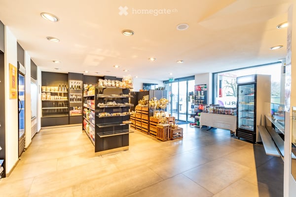 Tankstelle, Shop, Coffee Lounge und Wohnen – ein vielseitiges Gesamtkonzept 10