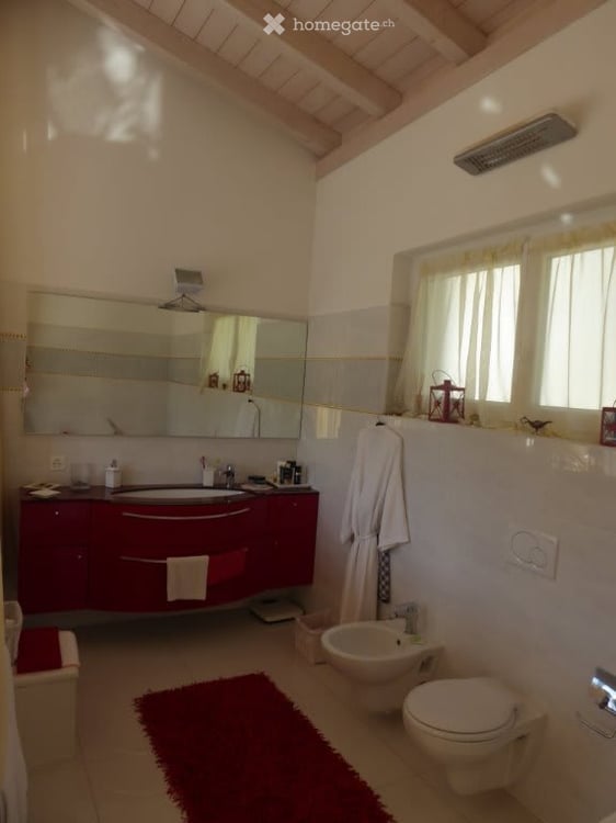 Zu verkaufen Villa Panoramica mit herrlicher Seesicht im Malerischen Bissone TI 17