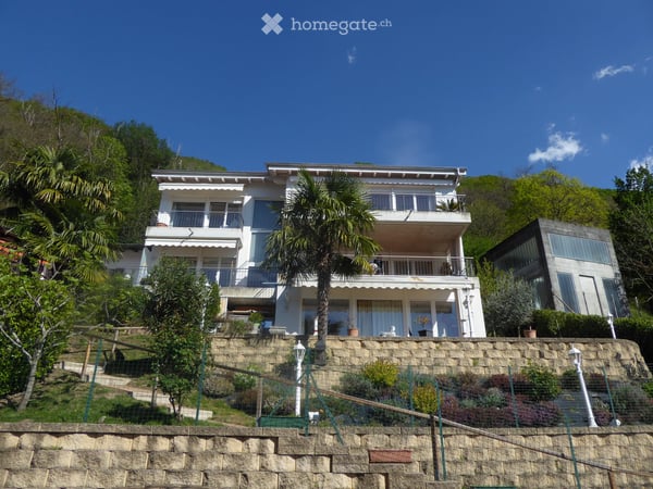 Zu verkaufen Villa Panoramica mit herrlicher Seesicht im Malerischen Bissone TI 20