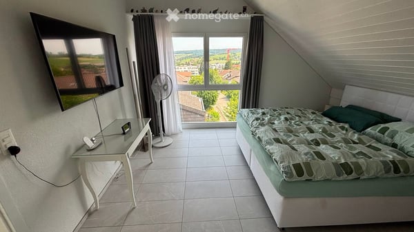 Helle & ruhige 4.5-Duplex-Wohnung 2