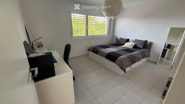 Helle & ruhige 4.5-Duplex-Wohnung 13