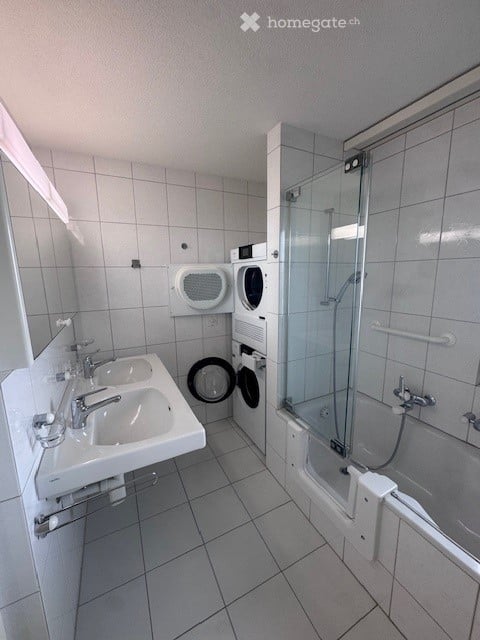 Charmante und helle 3.5-Zimmer-Wohnung im sonnigen Oberägeri 4