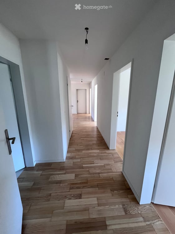 Grosszügiges Einfamilienhaus mit Cheminée und Garten 5