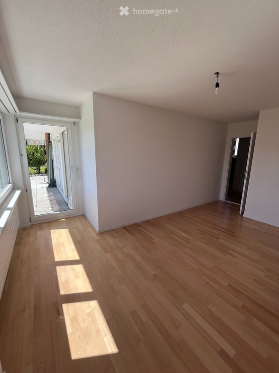 Grosszügiges Einfamilienhaus mit Cheminée und Garten 7