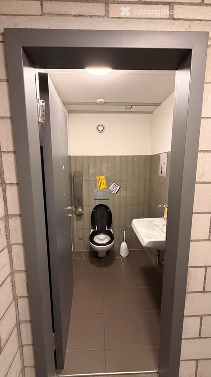 Helle Gewerbe an ruhiger Lage in Schwamendingen – 350 m², rollstuhlgängig, ab Oktober 2026 19