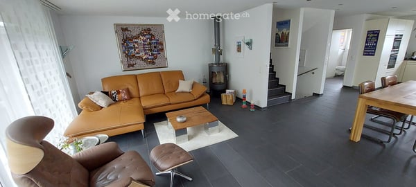 Attraktives 5.5-Zimmer-Doppeleinfamilienhaus an ruhiger Lage in Pfungen ZH 6