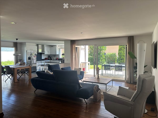 Duplex lumineux de 4.5 pièces à Morrens VD 1