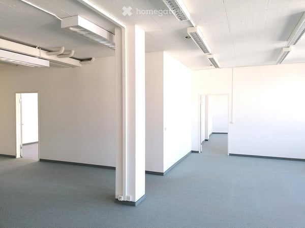 Attraktive Büro- oder Gewerbefläche mit Weitblick – 180 m² im obersten Geschoss 6
