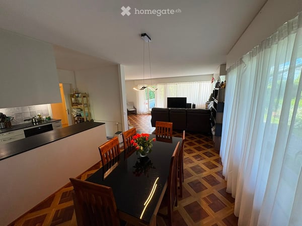 FOR RENT: Spacious 5-room garden apartment (138 m²) in a detached villa – Founex (VD) 6
