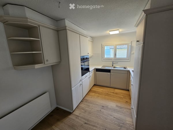 5.5-Zimmer-Dachmaisonette im Herzen von Hünenberg 8