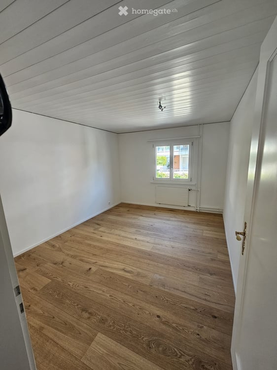 5.5-Zimmer-Dachmaisonette im Herzen von Hünenberg 11