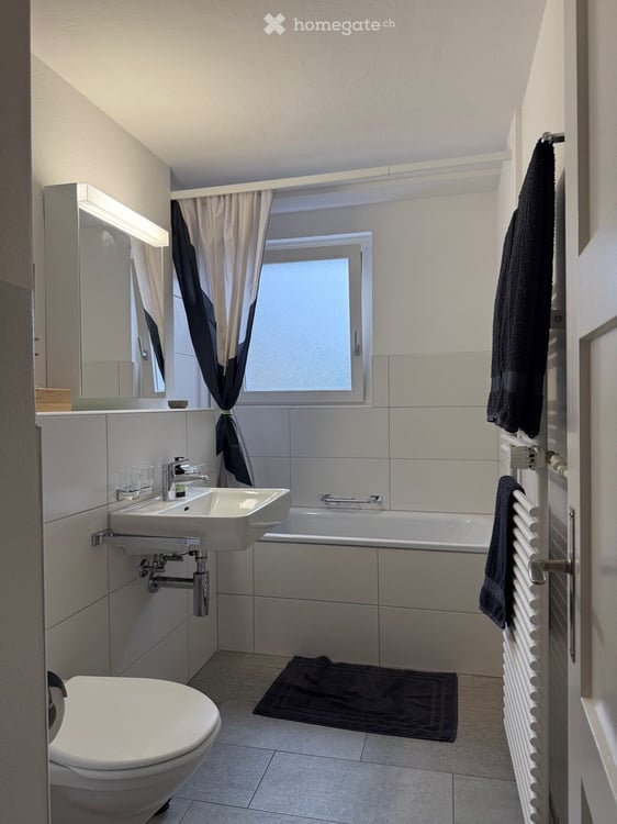 Charmante 3.5-Zimmer-Altbauwohnung an der Bahnhofstrasse in Romanshorn 4