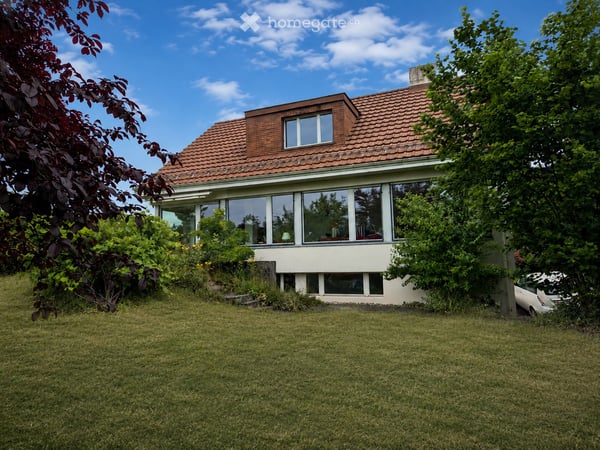 Charmantes 5-Zimmer-Einfamilienhaus in Wilchingen 1