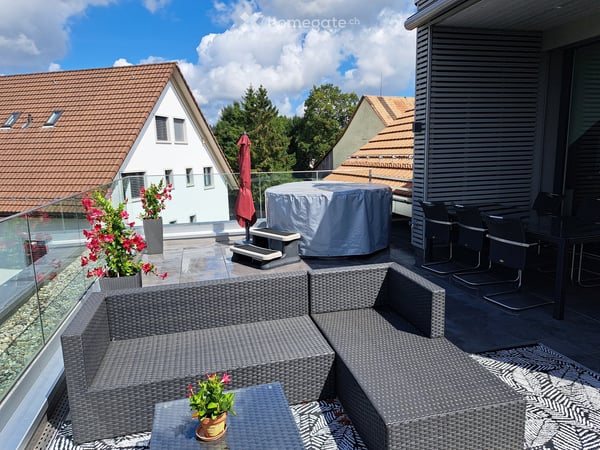 Exklusive 4.5-Zimmer-Maisonette-Dachwohnung mit Sonnenterrasse & Komfort im Dorfkern von Adlikon 21