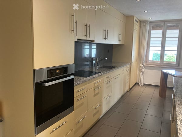 Helle 4.5-Zimmer-Wohnung an zentraler Lage in Rohrbach 1