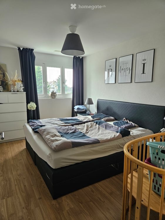 Helle 5.5-Zimmer-Wohnung mit Balkon und herrlicher Aussicht in Siegershausen 8