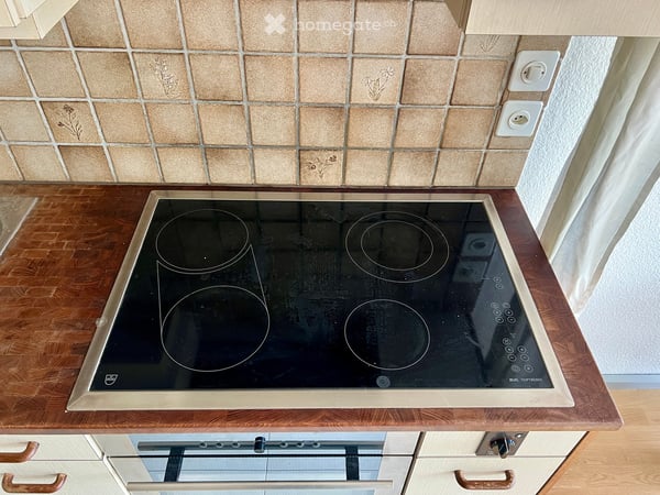 Helle 5.5-Zimmer-Wohnung mit Balkon und Garage in Küsnacht ZH 10