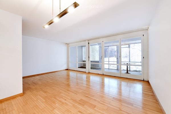1.5-Zimmer Gartenwohnung mit Wintergarten an ruhiger Lage 4