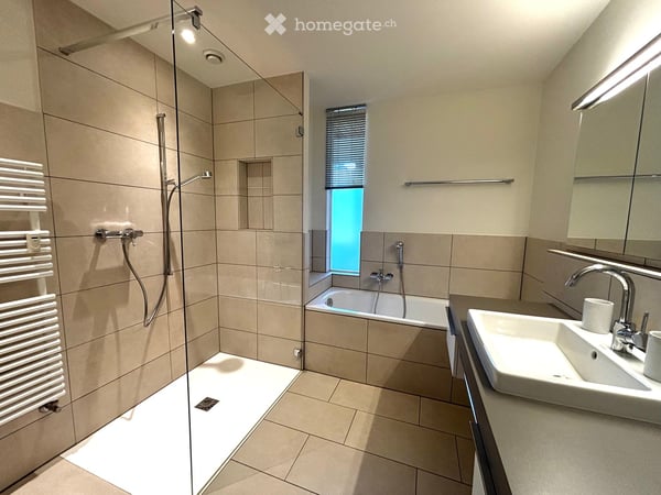 Wohnen & Arbeiten unter einem Dach – stilvolle 4-Zimmer-Wohnung an ruhiger Lage direkt an der Aare 10