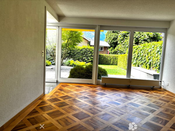 Wohnen & Arbeiten unter einem Dach – stilvolle 4-Zimmer-Wohnung an ruhiger Lage direkt an der Aare 2