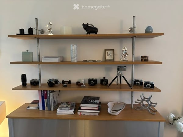 Stilvoll, voll möblierte 2,5 Zimme-Terrassenwohnung mit Einstellhallenplatzt im St. Johann 9