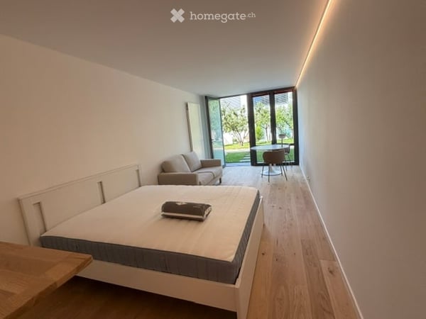 Studio chic, calme, au frais, rénové et meublé avec jardin à louer 3