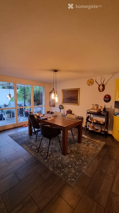 Moderne Maisonette-Wohnung mit viel Charme 2