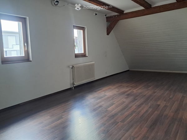 Charmante 4.5-Zimmer-Maisonette-Wohnung in Steckborn – Seenähe inklusive! 3