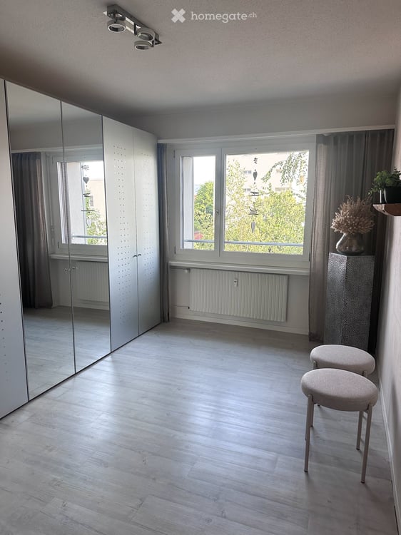Schöne 4 - Zimmerwohnung im Zentrum von Jona 4