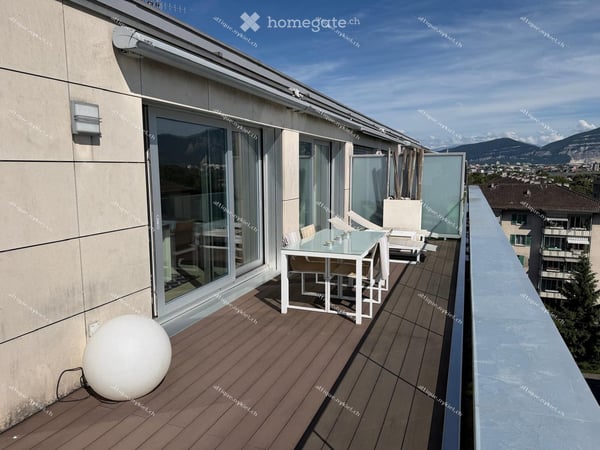 Magnifique appartement attique de 5 pièces avec vue panoramique – Quartier des nations, Genève 16