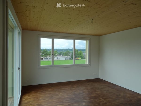 Gebäude zum Wohlfühlen: Grosszügige 4.5 Zimmer-Wohnung im Eigentumsstandard mit Blick ins Grüne 7