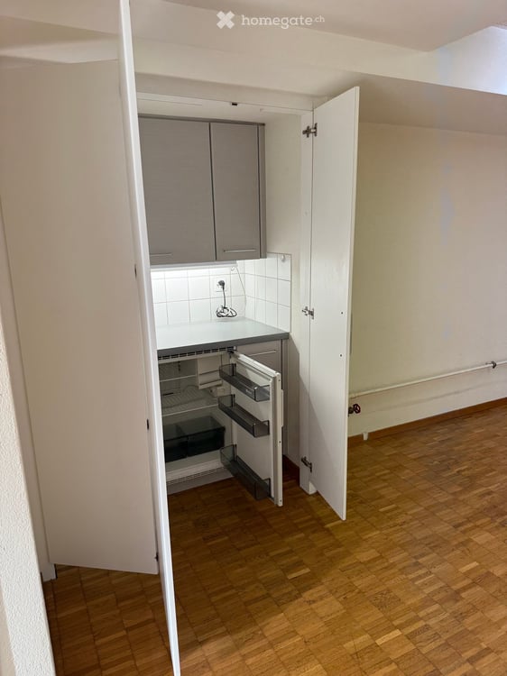Vielseitig nutzbare Gewerberäume / Atelier am Buchmattweg 9 in Zürich 4