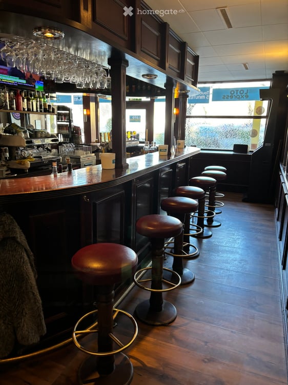 Bar & Café à vendre – Local commercial de 80 m² à Chippis 2