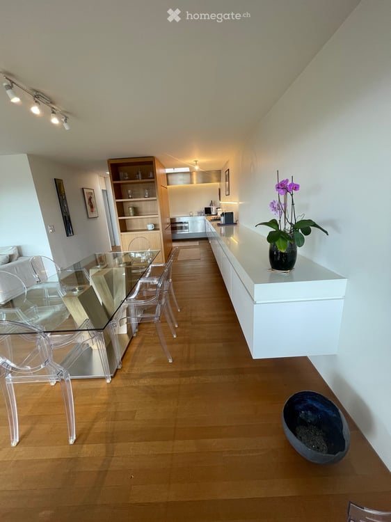 Beautiful fully FURNISHED apartment - view of the lake and old town Zug - with lots of amenities 9