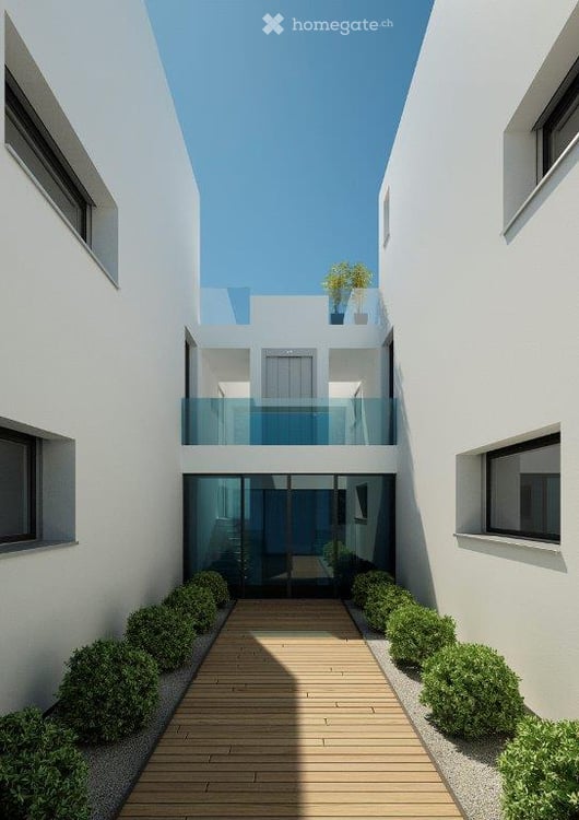 Luxurious 6.5-Room Apartment with Lake Views and terraces 3