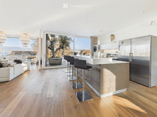Luxurious 6.5-Room Apartment with Lake Views and terraces 11