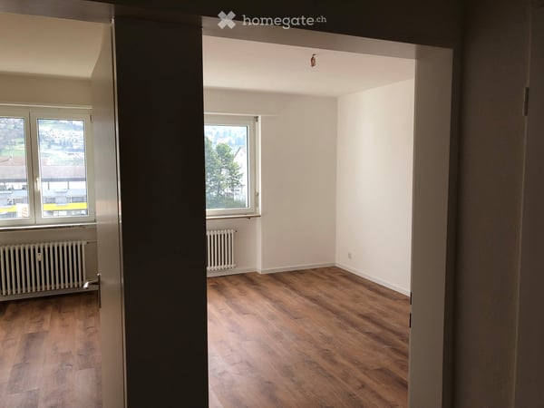Sanierte und helle 3-Zimmer-Wohnung 3