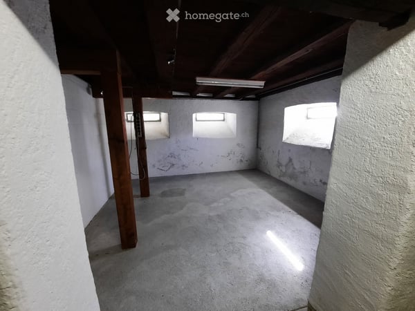 Schöne 3.5 Zimmer Wohnung mit grosser Dachterrasse und Galerie in Rottenschwil 8