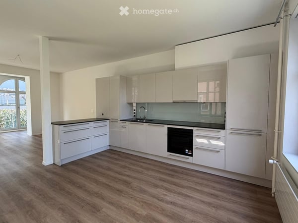 Charmante 3.5-Zimmer-Wohnung in bester ruhiger Lage in Zürich Wollishofen 3