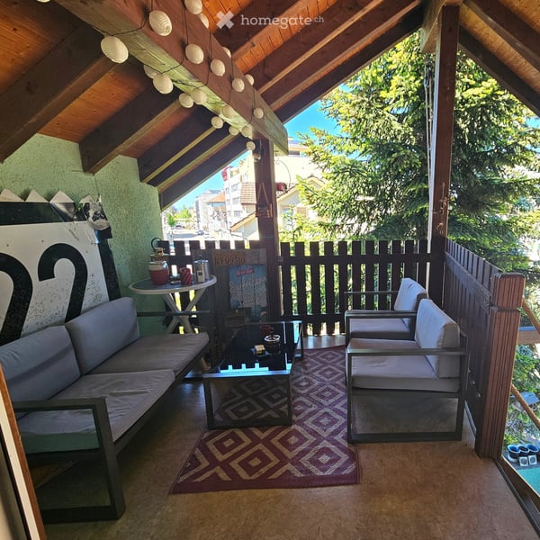Sehr grosszügige 4½-Zimmer-Altbauwohnung mit Charme, viel Licht und zwei Terrassen 4