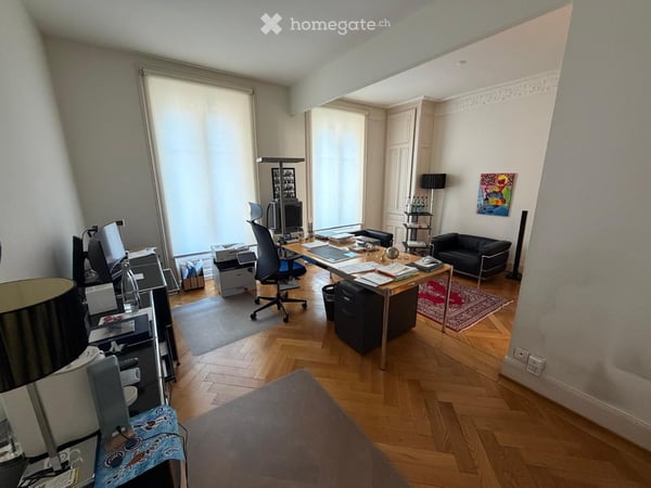BUREAUX DE PRESTIGE À LOUER – RUE SAINT-PIERRE (en haut de la Rue de Bourg), LAUSANNE 3