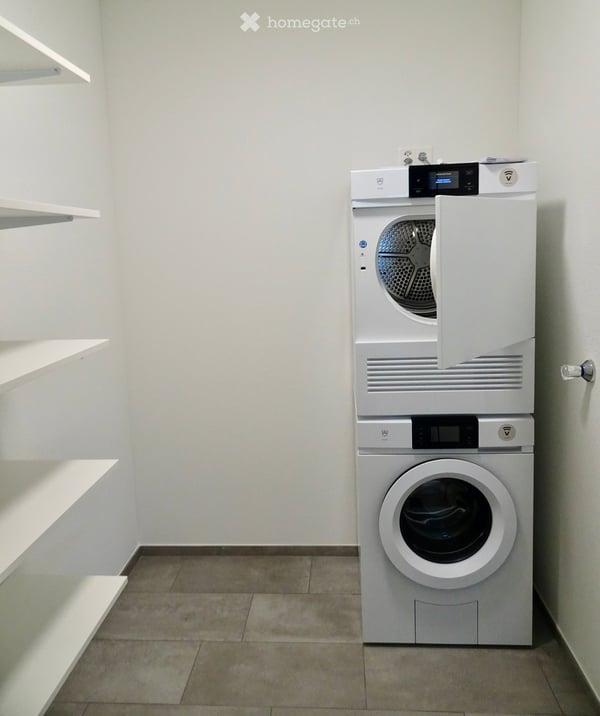 Moderne 3.5 - Zimmerwohnung in Eigentumsstandard mit grosszügigem Sitzplatz 4