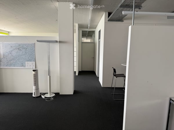 Moderne Bürofläche im 1. OG in Schwerzenbach – 280 m² mit Warenliftzugang 7