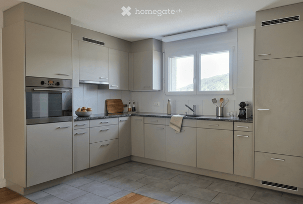 Top gepflegte, familienfreundliche Wohnung mit grossem Balkon an perfekter Lage 3