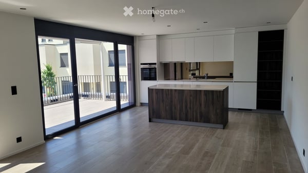Moderne, geräumige 3.5-Zimmer-Wohnung in Embrach 2