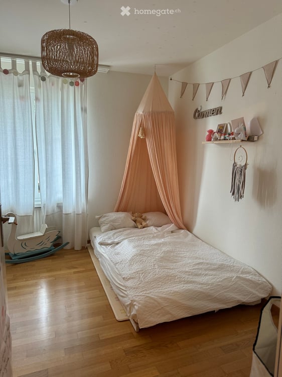 Helle 3-Zimmer-Wohnung mit Balkon am Hedwigsteig, Zürich 8032 3