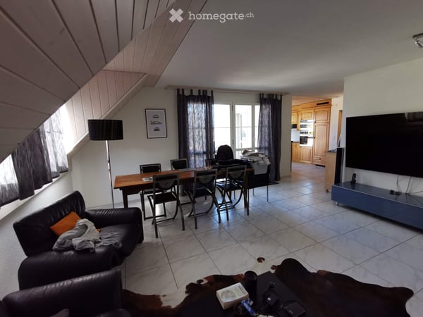 4.5-Zi-Attika-Maisonette inkl. 2x PP und Bastelraum in Volketswil 9
