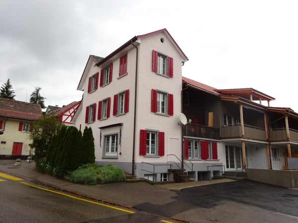Charmantes 2-familienhaus an Top-Lage in Buchs ZH – Sofort verfügbar! 4